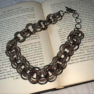 3️⃣ Gold and Silver Link Necklace.